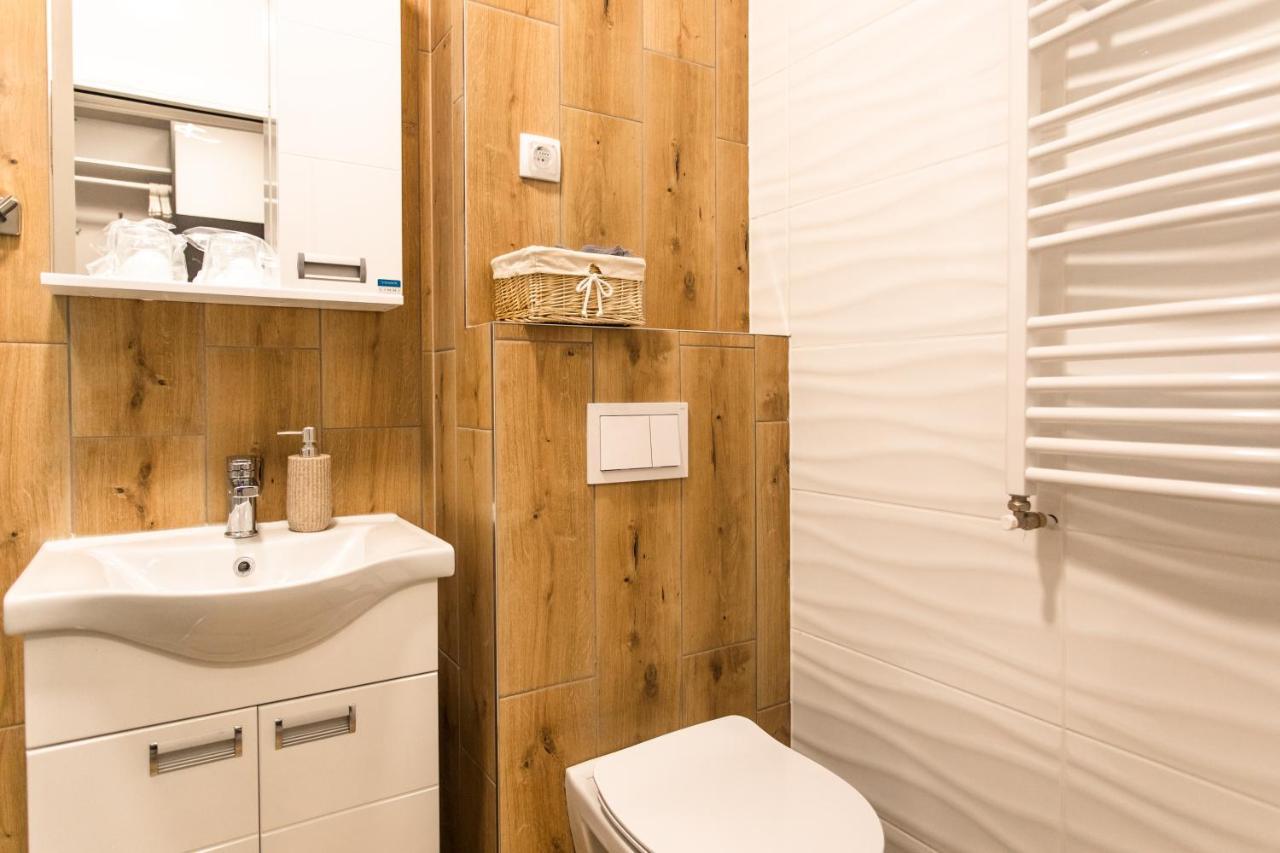 Room Jacuzzi “Athena” Subotica Exteriör bild